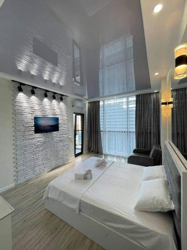 Dar Tower Apartment Батуми Екстериор снимка